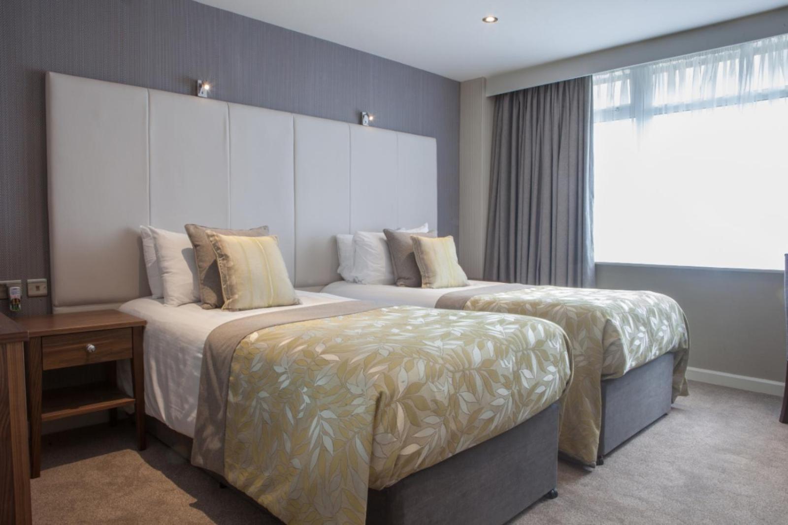 Four Seasons Hotel & Leisure Club Monaghan Esterno foto