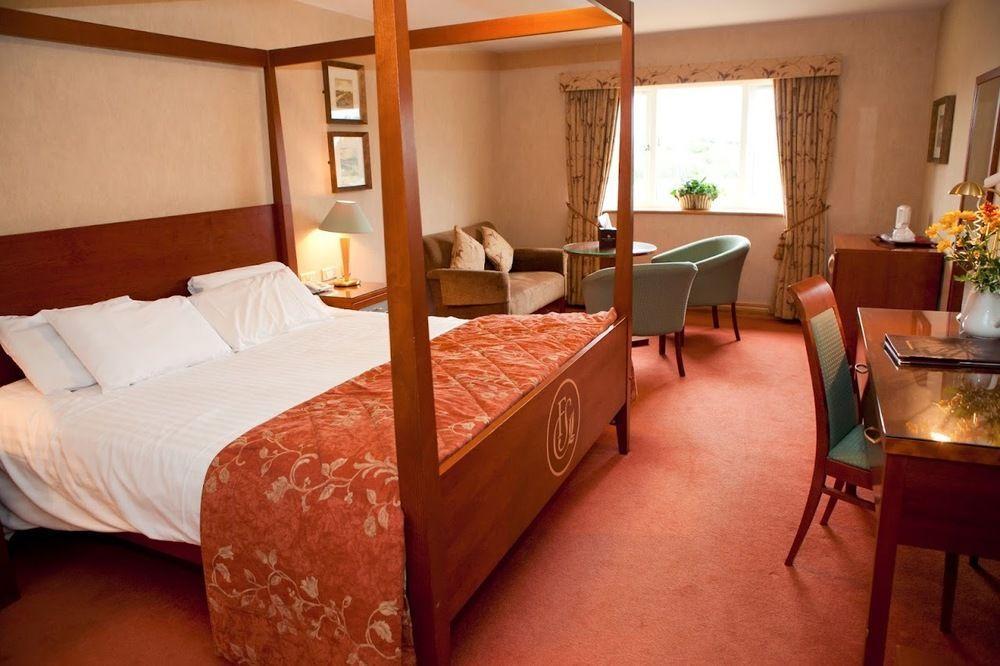 Four Seasons Hotel & Leisure Club Monaghan Esterno foto
