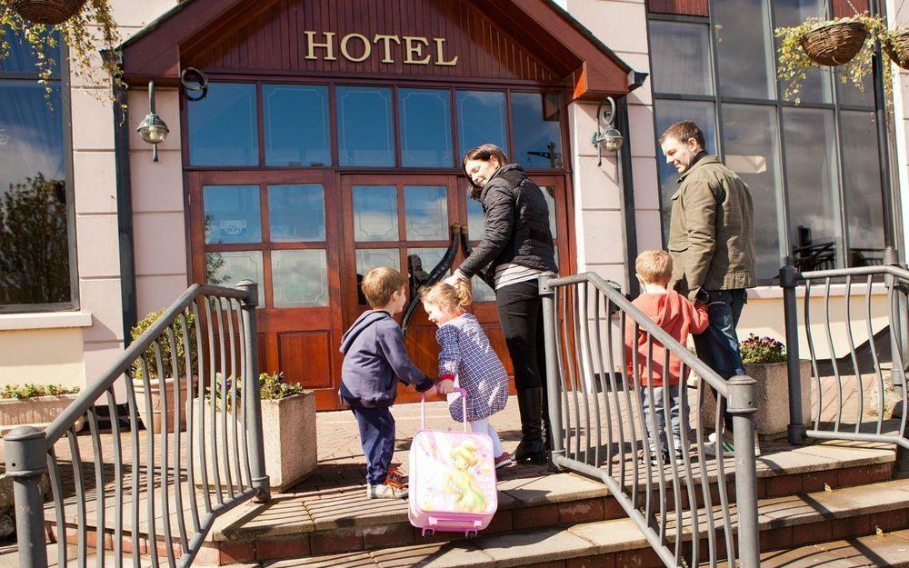 Four Seasons Hotel & Leisure Club Monaghan Esterno foto