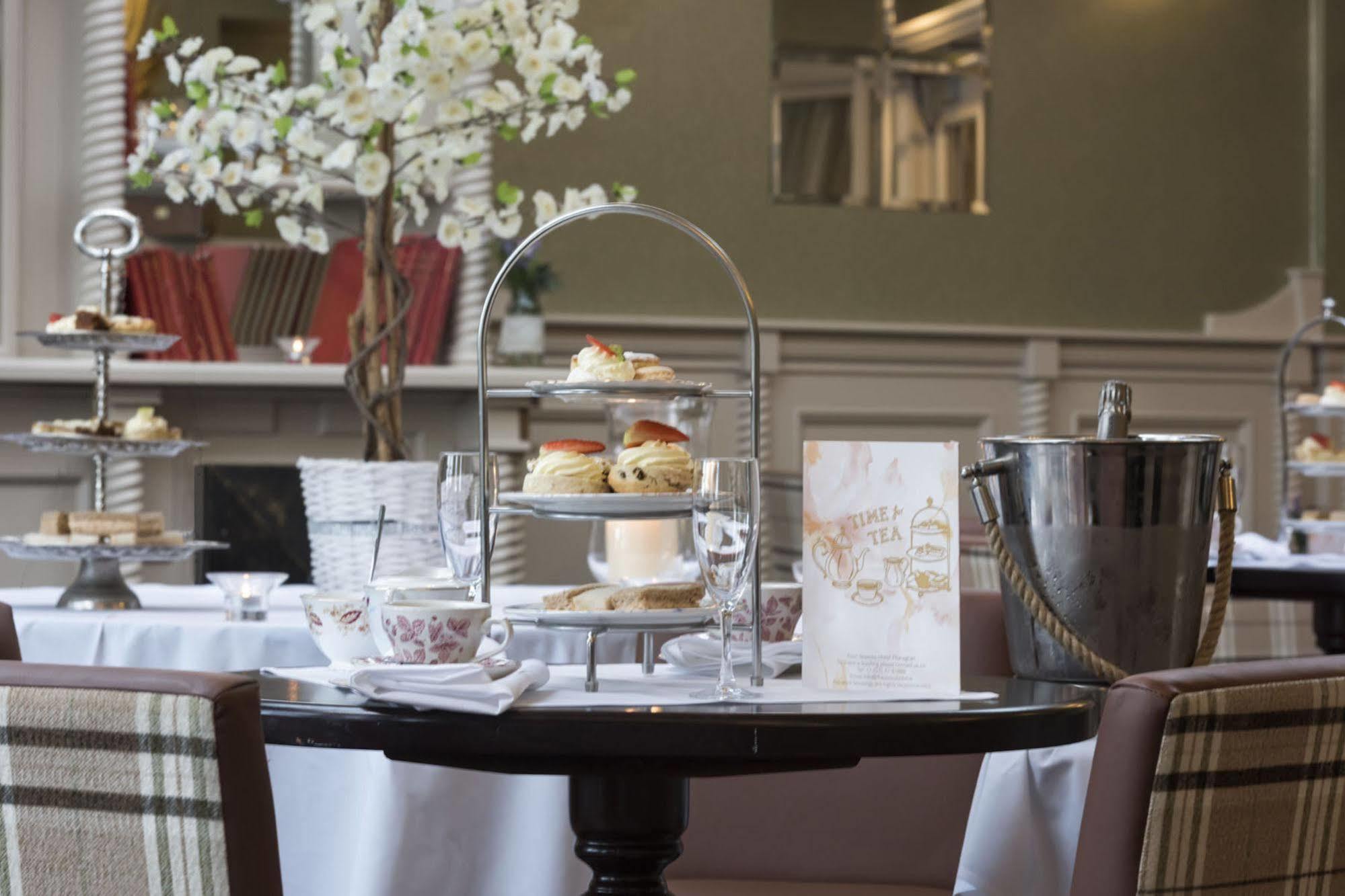 Four Seasons Hotel & Leisure Club Monaghan Esterno foto