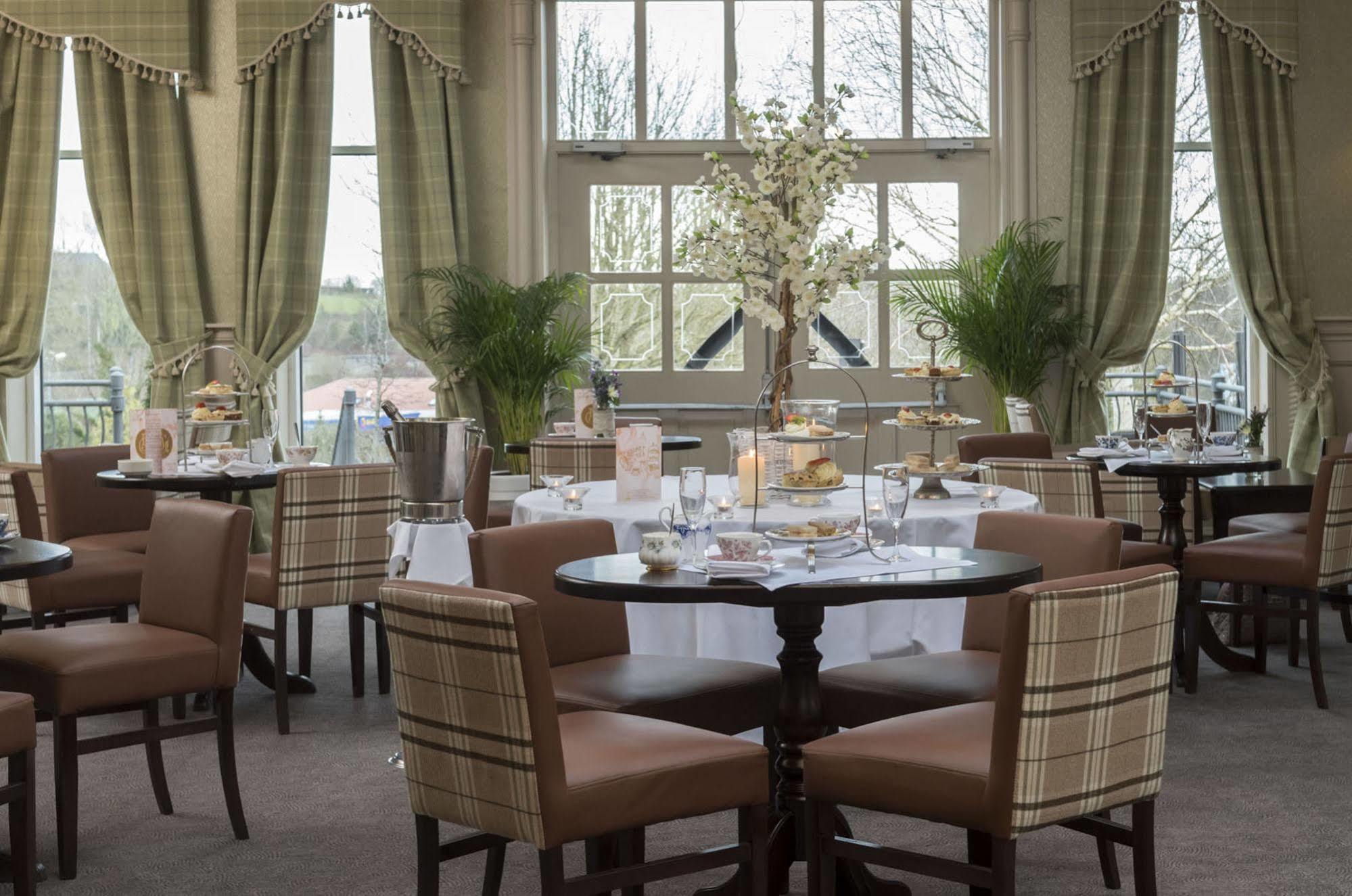 Four Seasons Hotel & Leisure Club Monaghan Esterno foto