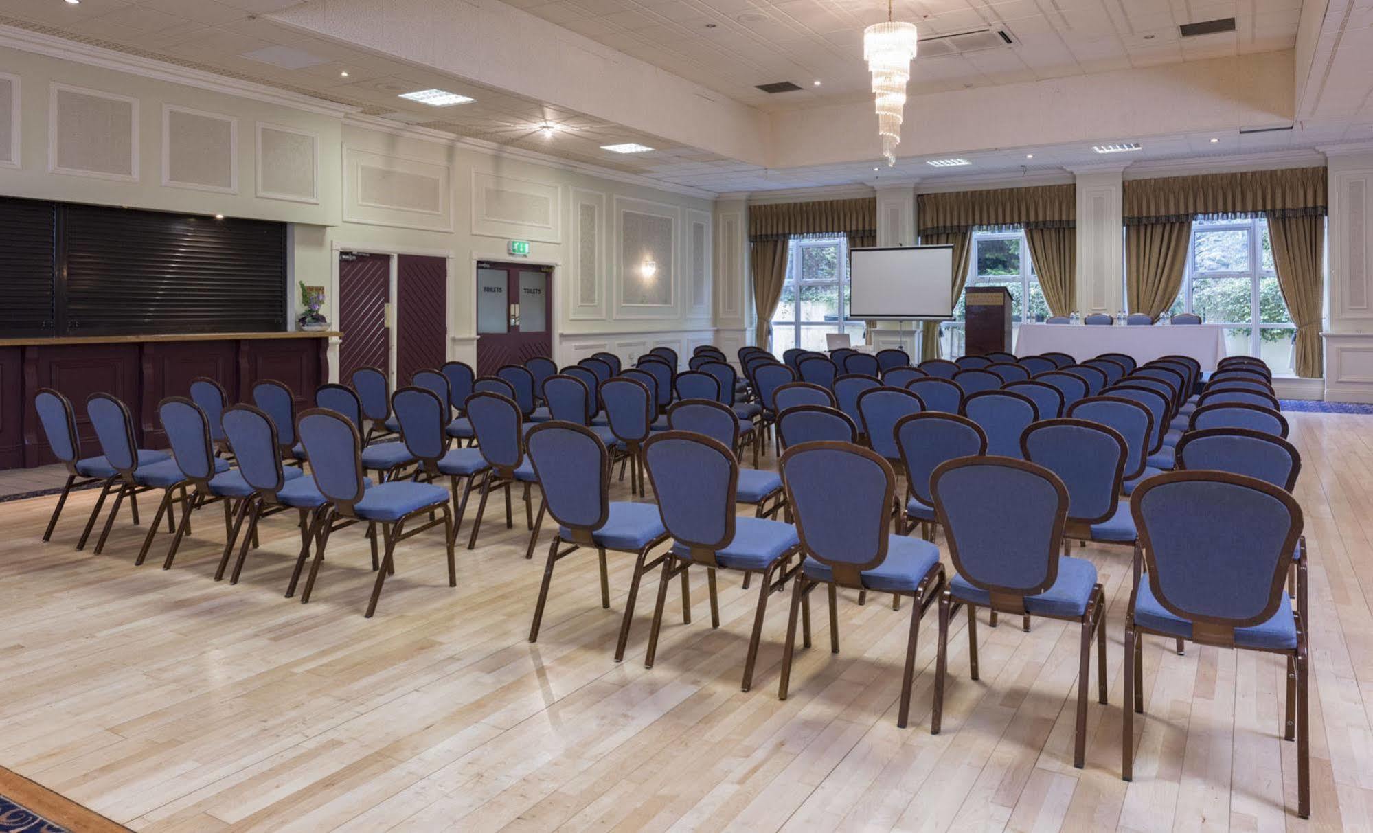 Four Seasons Hotel & Leisure Club Monaghan Esterno foto