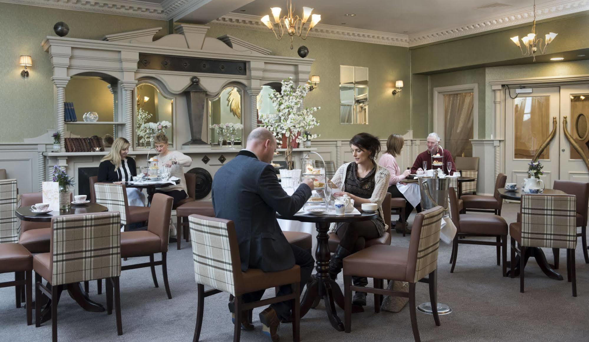 Four Seasons Hotel & Leisure Club Monaghan Esterno foto